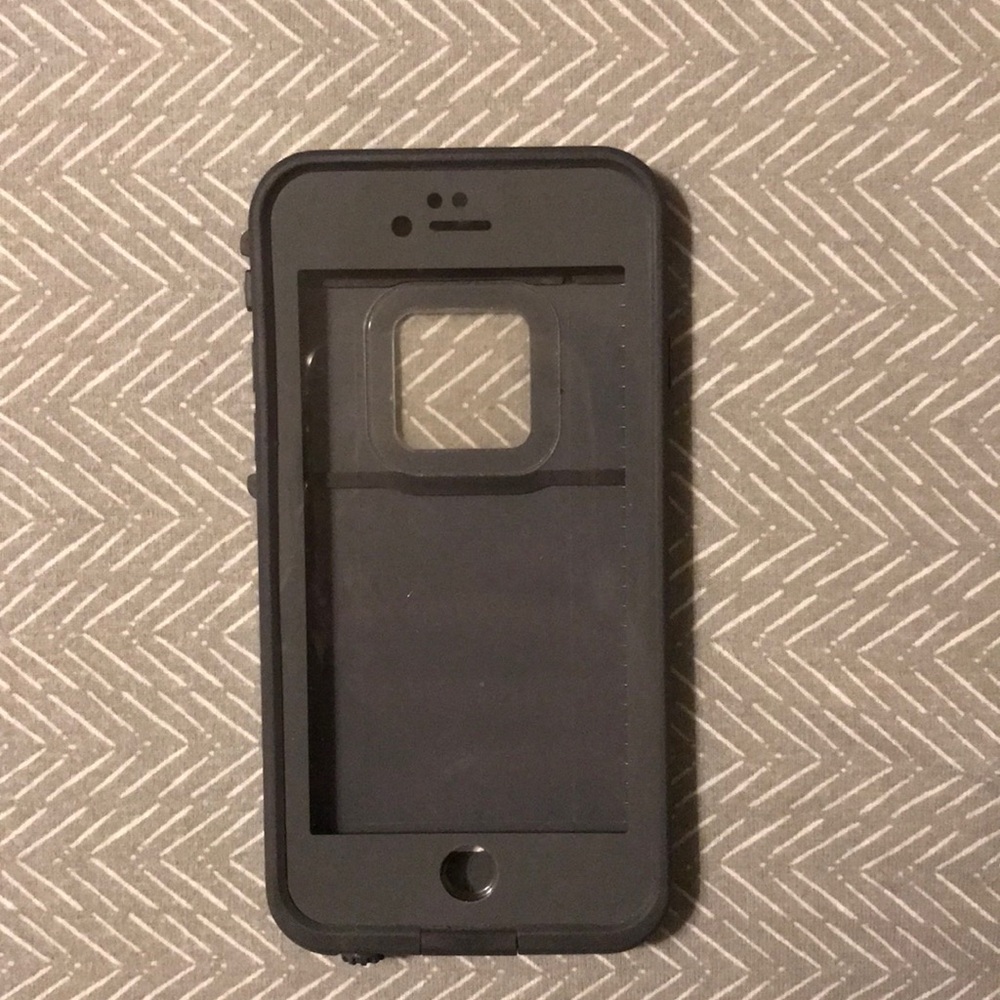 iPhone 6 lifeproof case